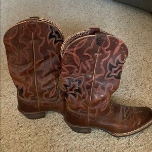 Ariat Runaway Vintage Western Boots